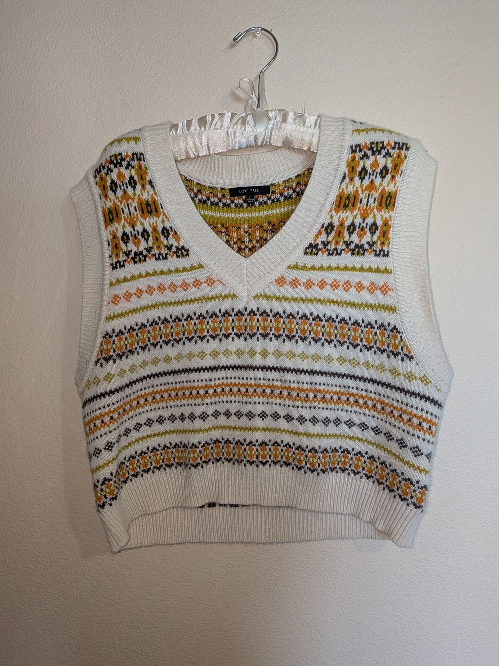 Love Tree Cream Fair Isle V-Neck Sweater Vest